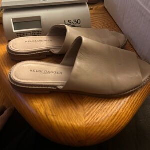 Kelsi Dagger sandals